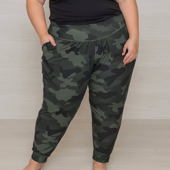 Old Navy PowerSoft Go-Dry Joggers Women’s Camo Print High Rise Athletic Pants - Picture 1 of 7